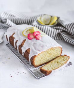glazed-cake-with-lemon